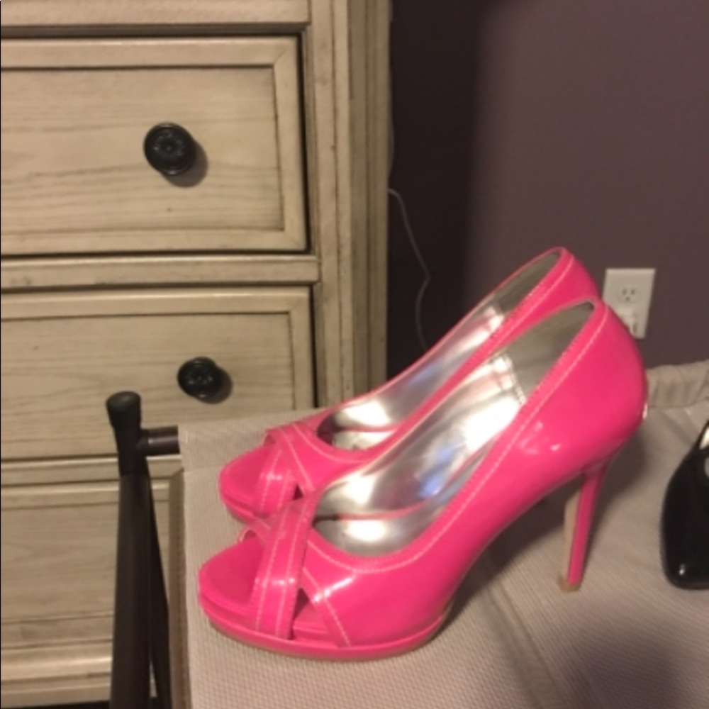 Size 8 womens Heels